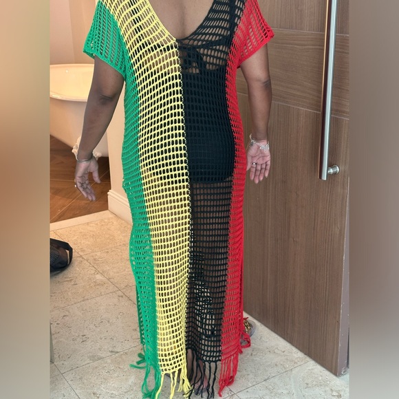 New, Jamaican inspired crochet off the shoulder coverup/dress. Size 2xl - Picture 2 of 5